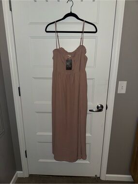 NEST Fragrances Mauve Spaghetti Strap Maxi Dress